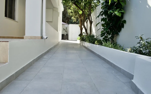 "spyros" 1-room Apartment - Simple, Cozy, Close to the Beach