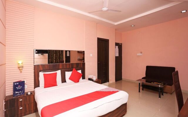 OYO 4127 Hotel City Pulse