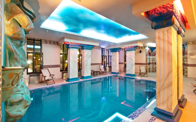 Saint George Hotel & Medical Spa