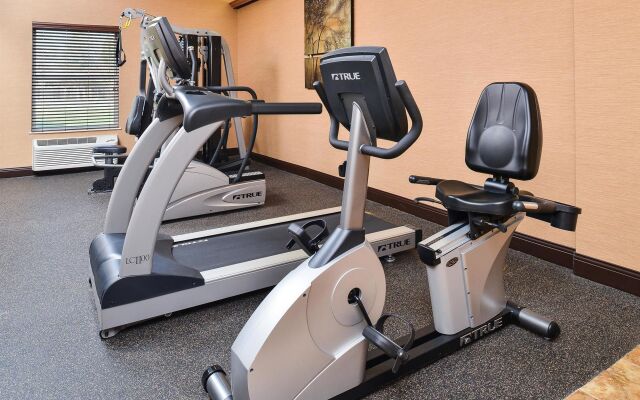 Best Western Plus Midwest Inn & Suites