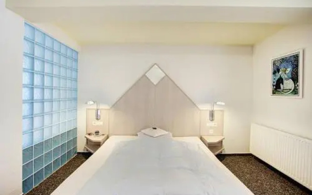 Alfa Hotel