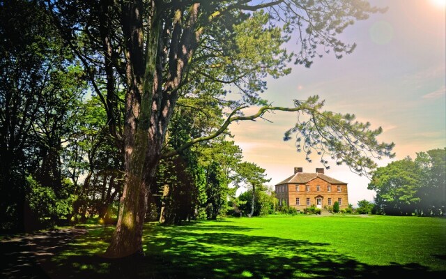 Newton Hall Courtyard Rooms