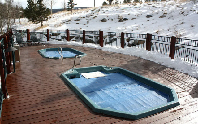 Highland Greens Lodge