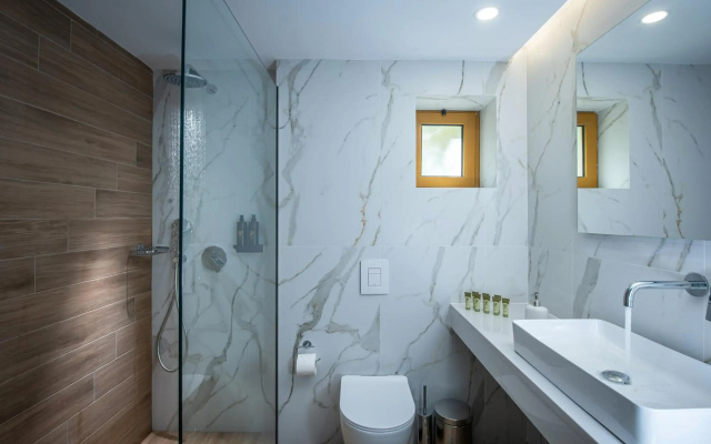 Mary Hotel & Mary Royal Suites
