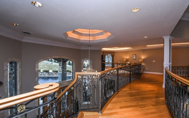 Preston on the Lake 5 Bedroom House