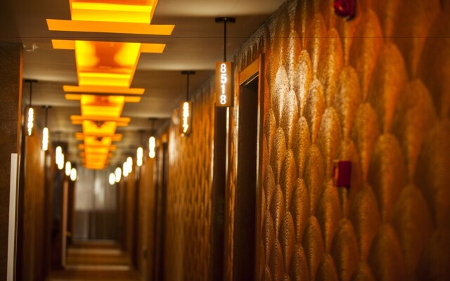 Fun-loving Theme Hotel of Tengchong