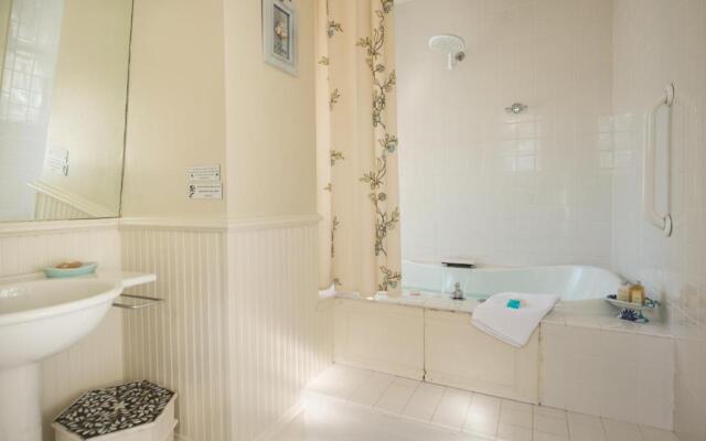 The Captain Farris House B&B