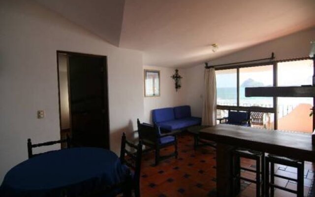 Courtyard by Marriott Mazatlan Beach Resort