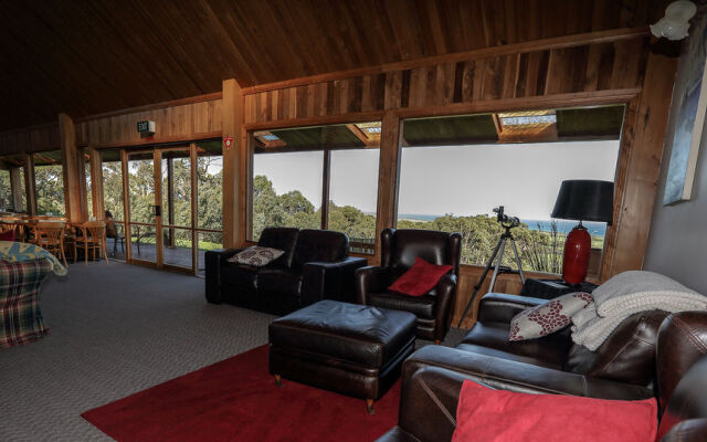 Waratah Lodge