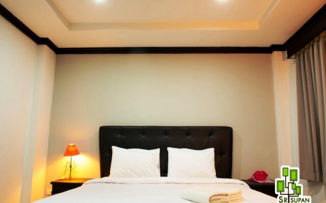 Srisupan Grand Royal Hotel