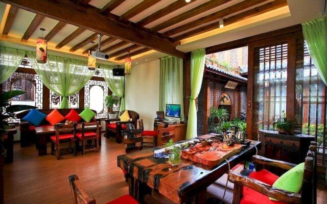 Lijiang Yanlan Cuishe Boutique Inn