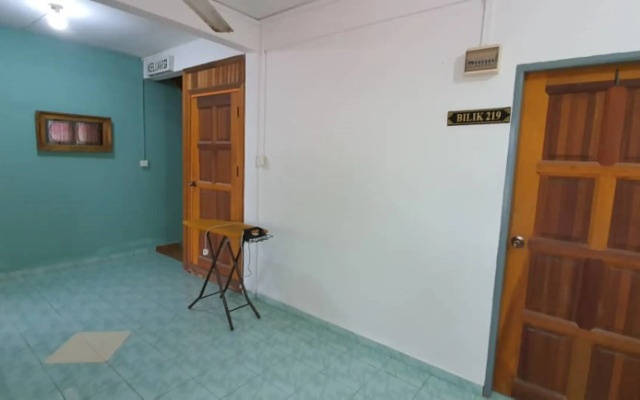 OYO 90116 Fbs Inn Hotel