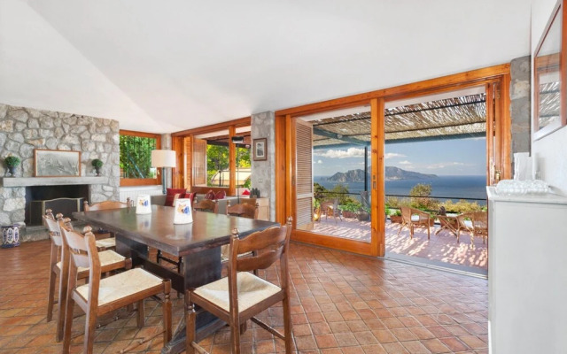 La Casa di Pietra in Massa Lubrense