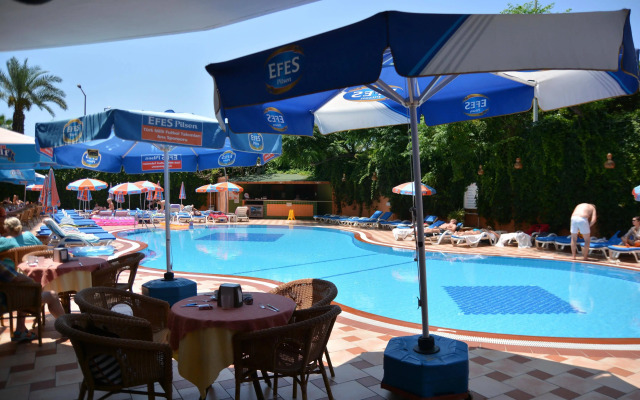 Kleopatra Dreams Beach Hotel