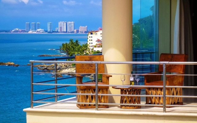 Sunny Vacation Villa 95