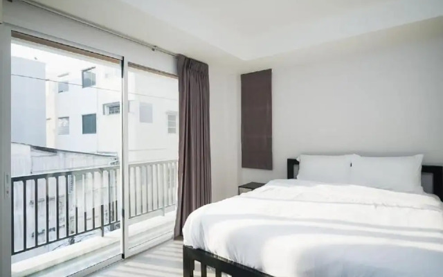 Mitr Inn Mrt Samyot Station - The Grand