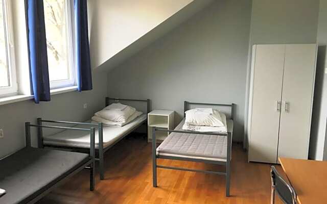 Hostel pod Topolami