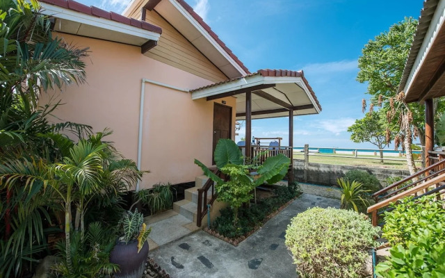 Baan Rabieng Bungalows