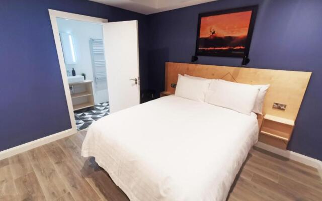 Port 56 Guesthouse