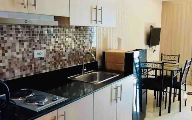 Breeze Residences by Ridged
