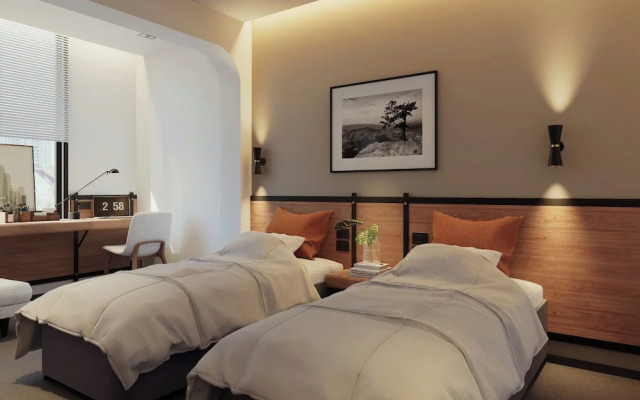 Metrolux City Contemporary Hotel