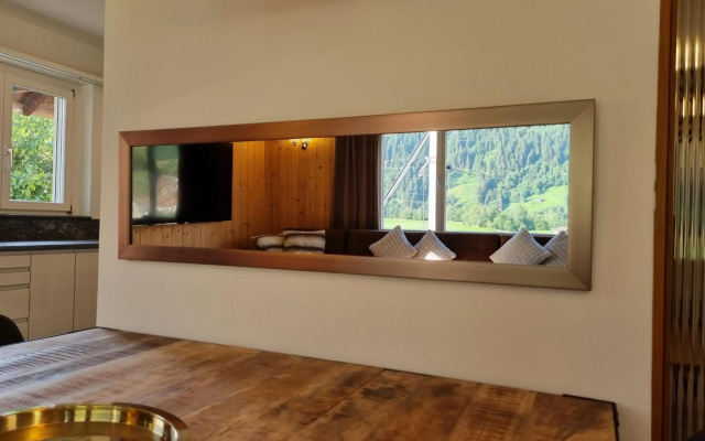 Alpine Retreat & Sauna