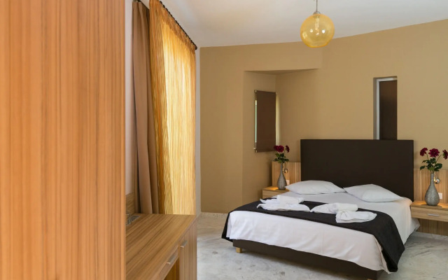 Elotia Hotel