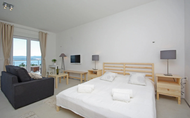 Luxury Apartments Jolara