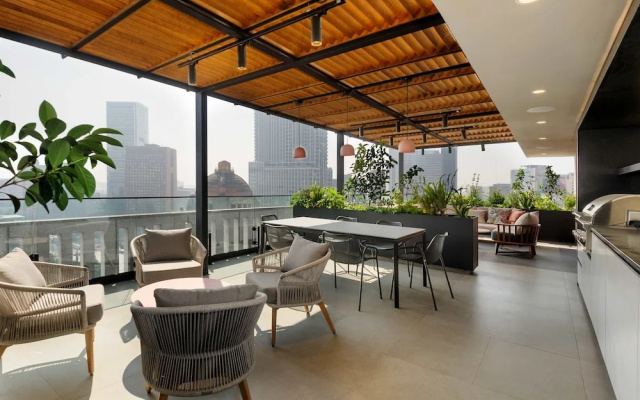 w Charming 2BR w Balcony in Tabacalera