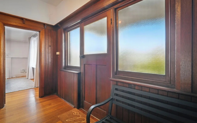 3 Bedroom House - Sandy Bay