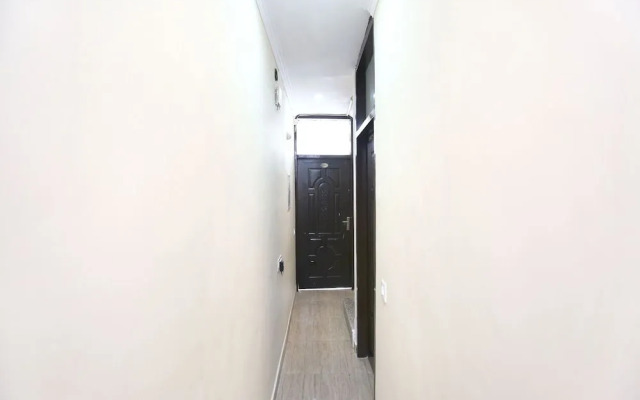 OYO 16875 Hotel Skyz