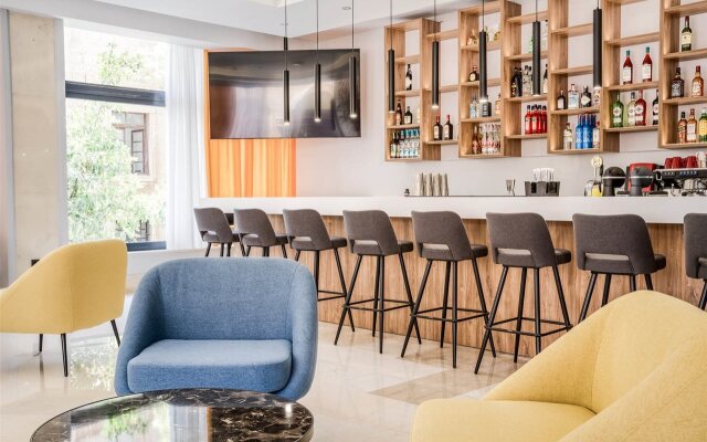 Island City Boutique Hotel