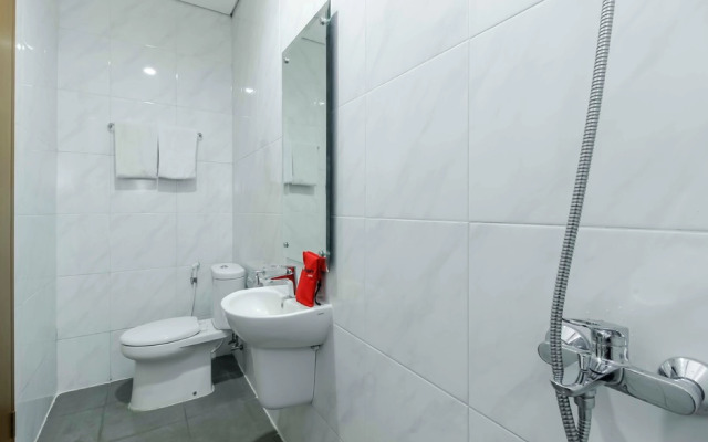 RedDoorz Plus near Tebet