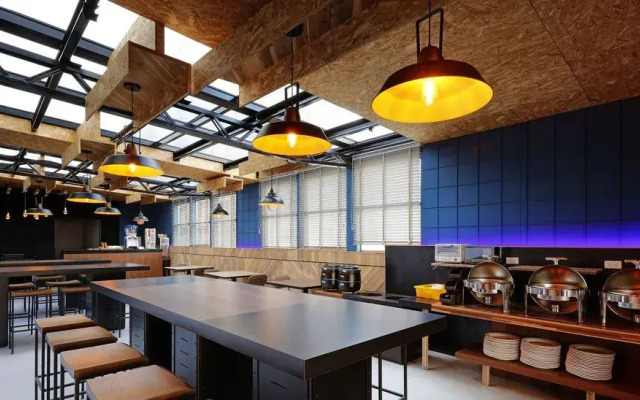 Calligraphy Greenway Hotel