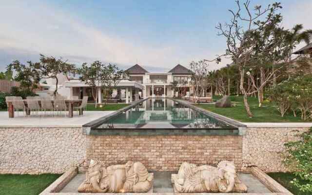 Villa Ombak Putih