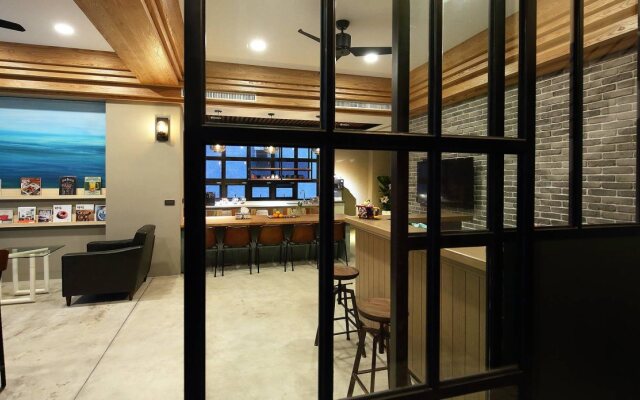 Midori Hostel