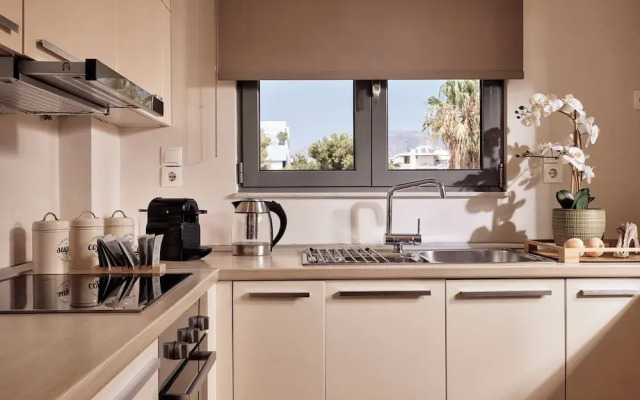 Elaia Luxury Condo Glyfada