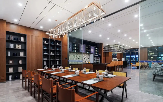 UrCove By Hyatt Yangzhou Dongguan Street