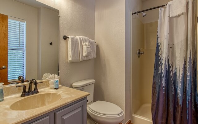 Pinecrest Townhomes-1K-2Q Unit-Renovated