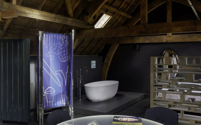 Hotel Kazerne