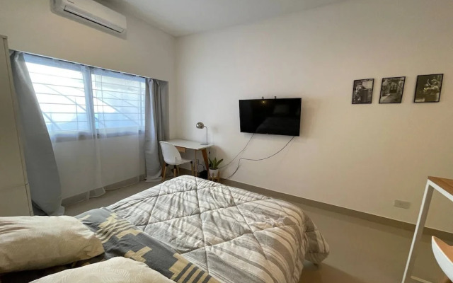 Studio In San Telmo - Paseo De La Cisternao