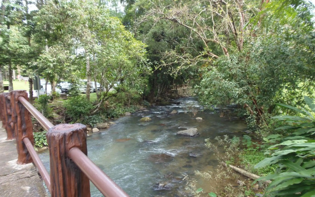 Takhun Mountain View Hotel