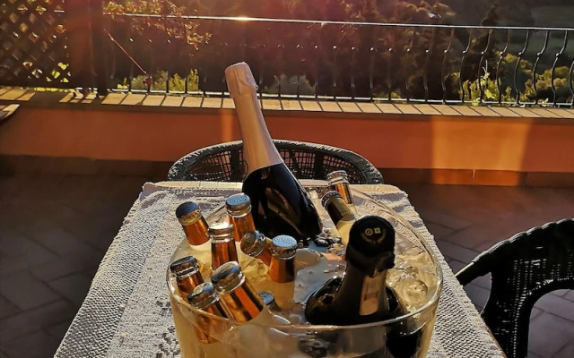 La Tinaia Country House