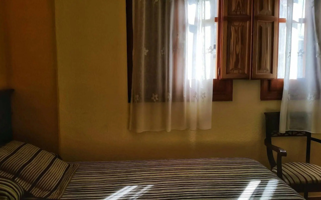 Hotel Almona