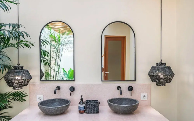 Victoria Villa by Betterplace