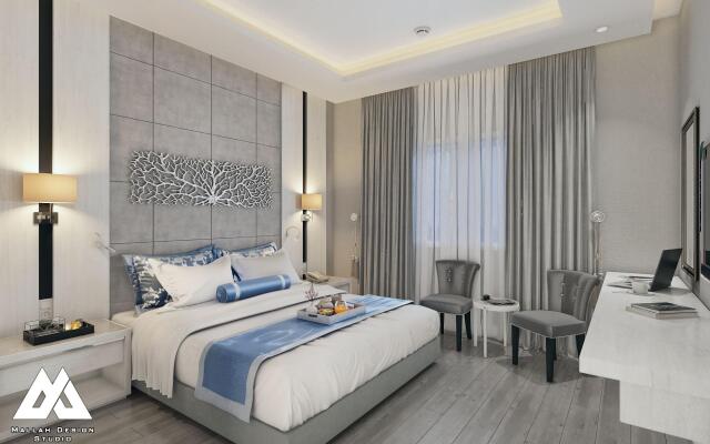 grand silverton hotel