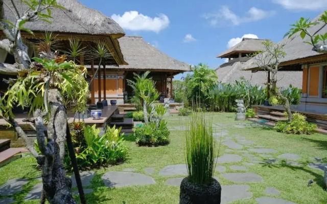 Puri Andong Villas