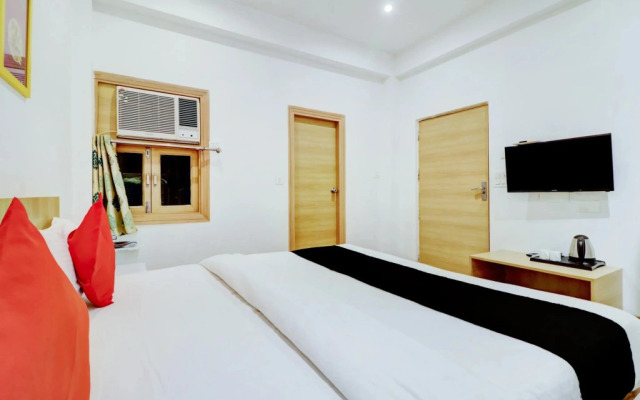 Hotel Libet by OYO Rooms