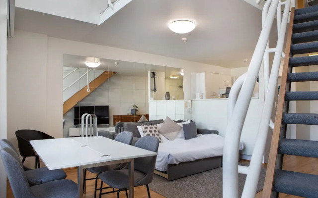 The Loft by Darling Harbour