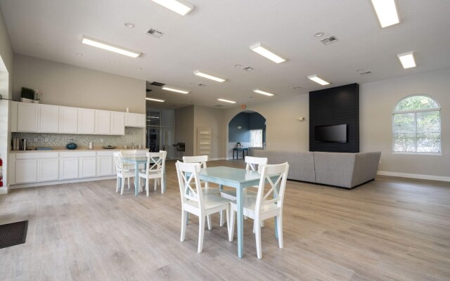 Gorgeous 4Bd W/ Gameroom Close To Disney @ Glen West Haven 2198